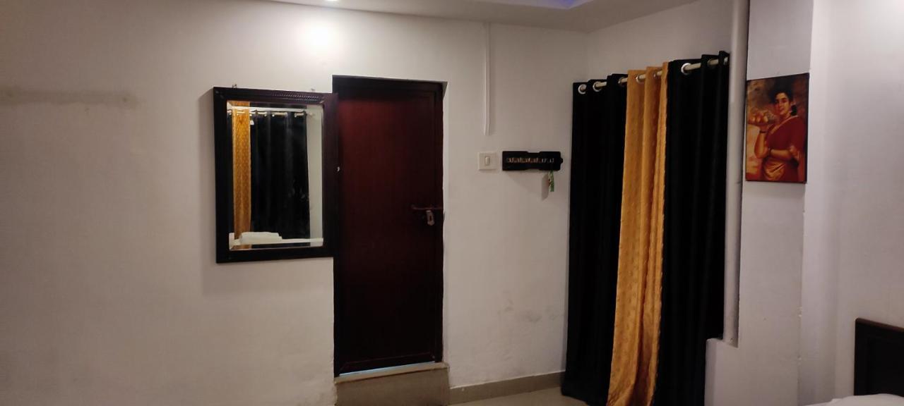 Hotel Vedha Ayurvedic Panchakarma Treatment Centre à Alappuzha Extérieur photo