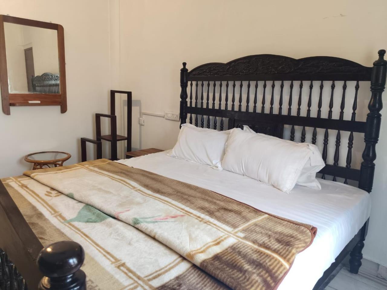 Hotel Vedha Ayurvedic Panchakarma Treatment Centre à Alappuzha Chambre photo